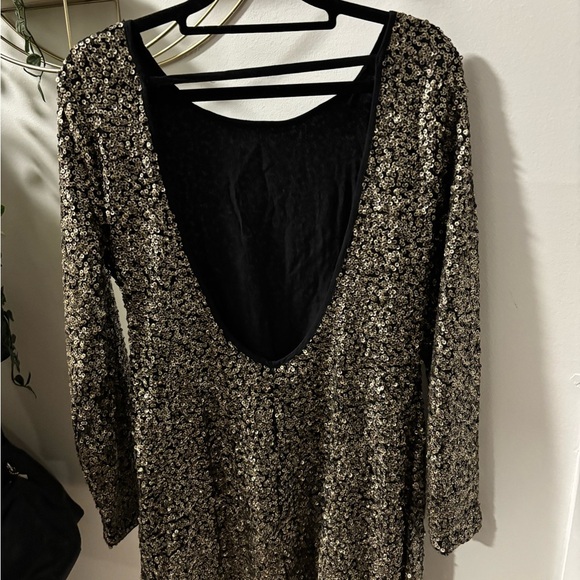 A&F sequins dress - Picture 2 of 2